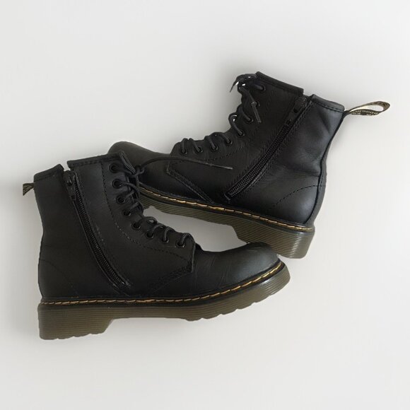 Dr Martens Kids Size 2 Black Leather Combat bootie 1460 - Picture 2 of 7